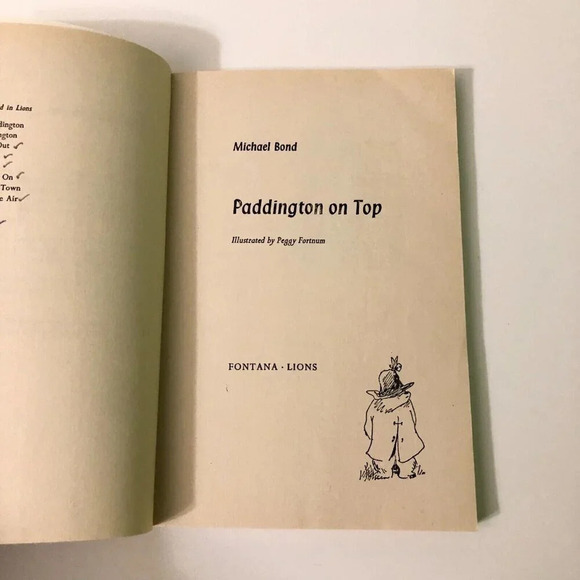 Vtg 1977  Paddington Bear On Top Fontana Lions Book Paperback Michael Bond - Picture 8 of 16